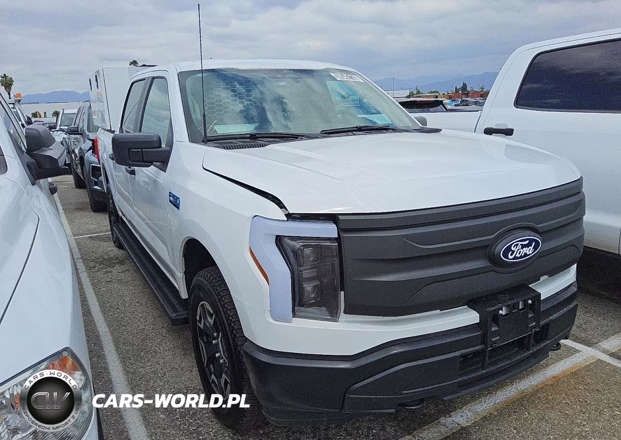 2024 Ford F150 Lightning Pro VIN:1FT6W1B77RWG12649 - 4