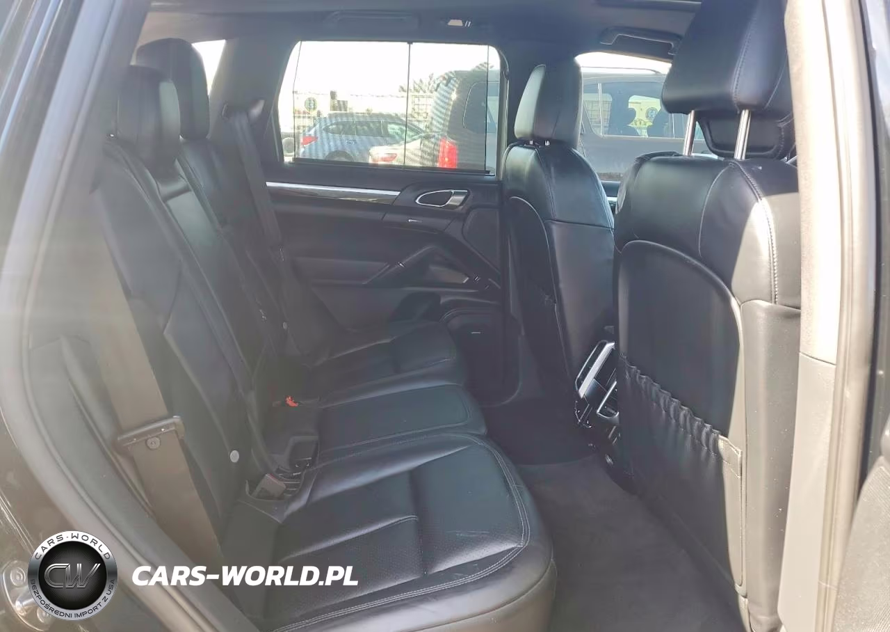 2012 Porsche Cayenne VIN:WP1AA2A24CLA02624 - 11
