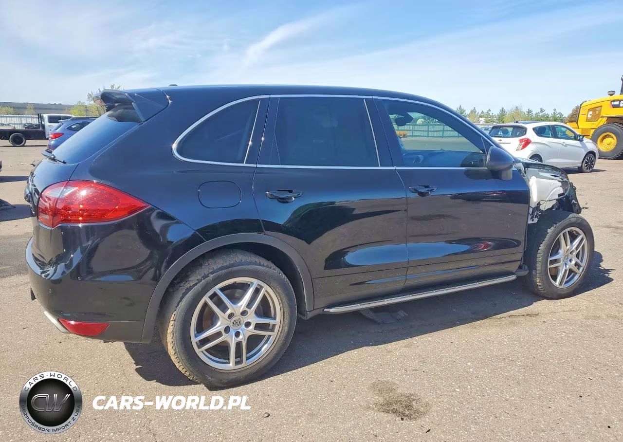2012 Porsche Cayenne VIN:WP1AA2A24CLA02624 - 3