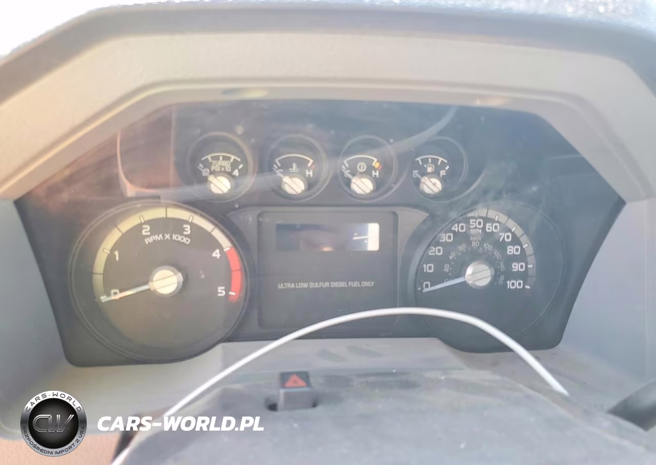 2011 Ford F450 Super Duty VIN:1FDUF4HT2BEC71598 - 9
