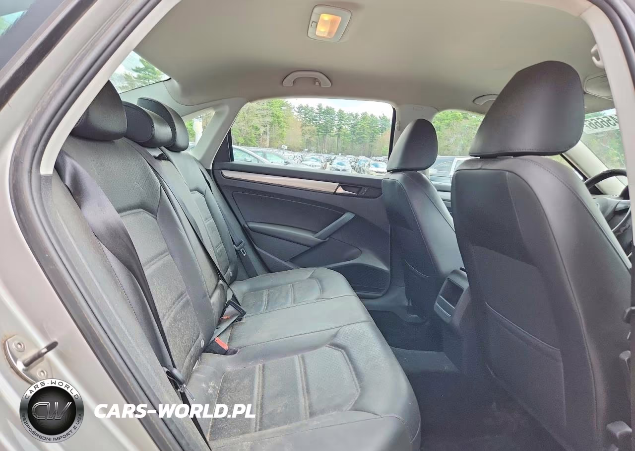 2014 Volkswagen Passat S VIN:1VWAT7A30EC068881 - 10