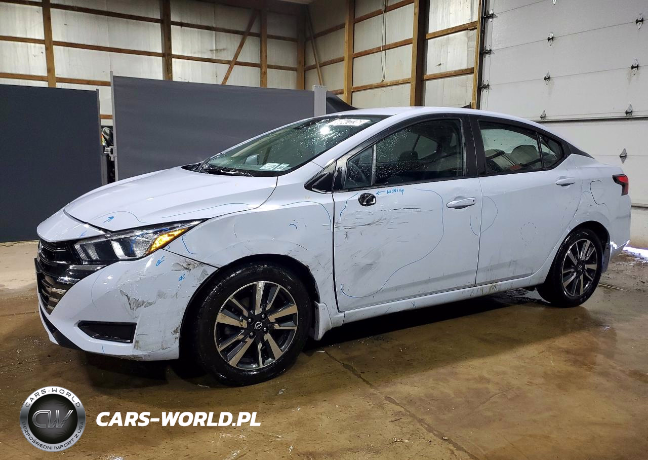 2024 Nissan Versa Sv