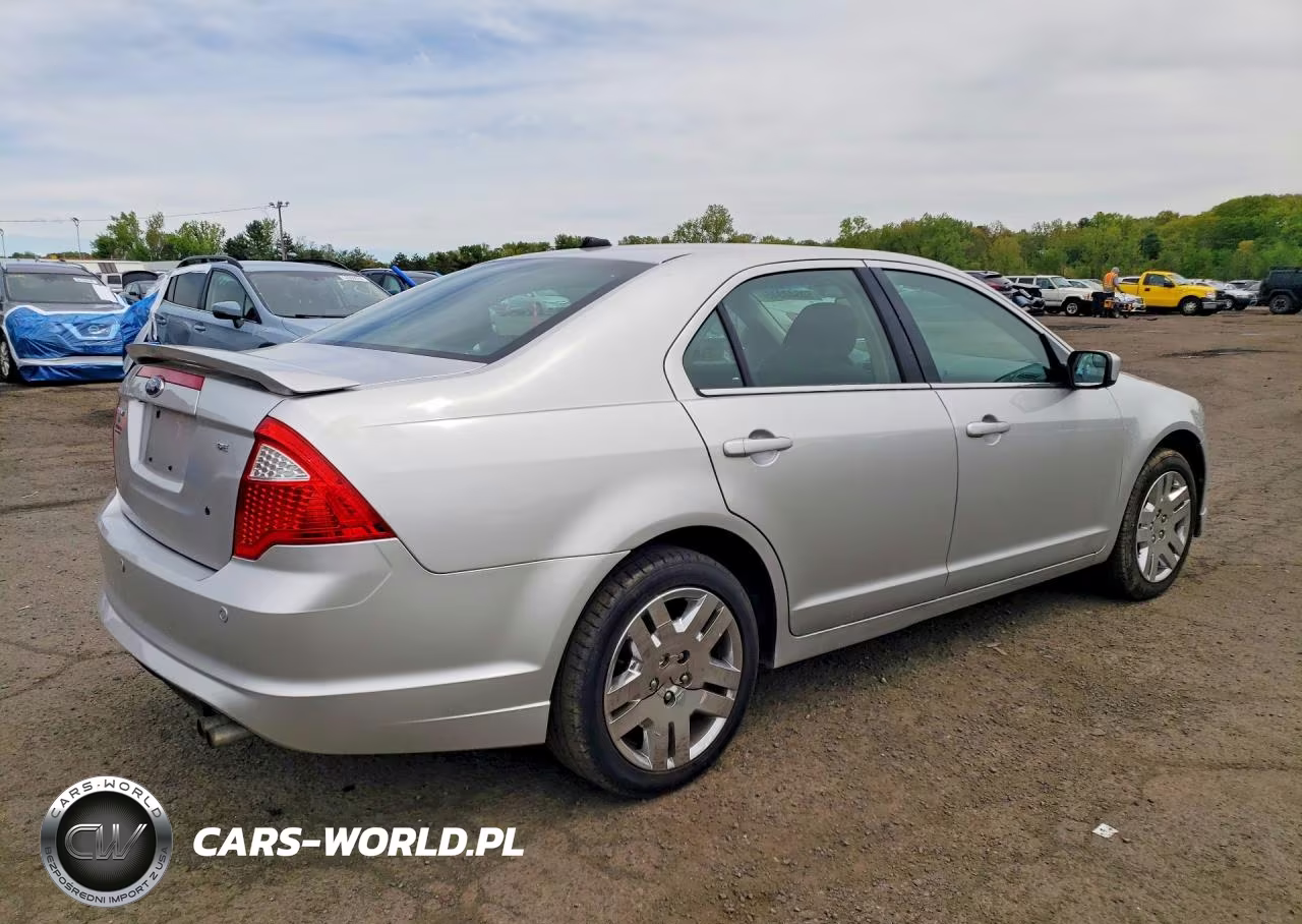 2011 Ford Fusion Se VIN:3FAHP0HA4BR295107 - 3