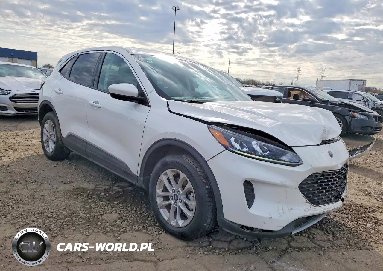 2021 Ford Escape Se VIN:1FMCU9BZ2MUA16471 - 4