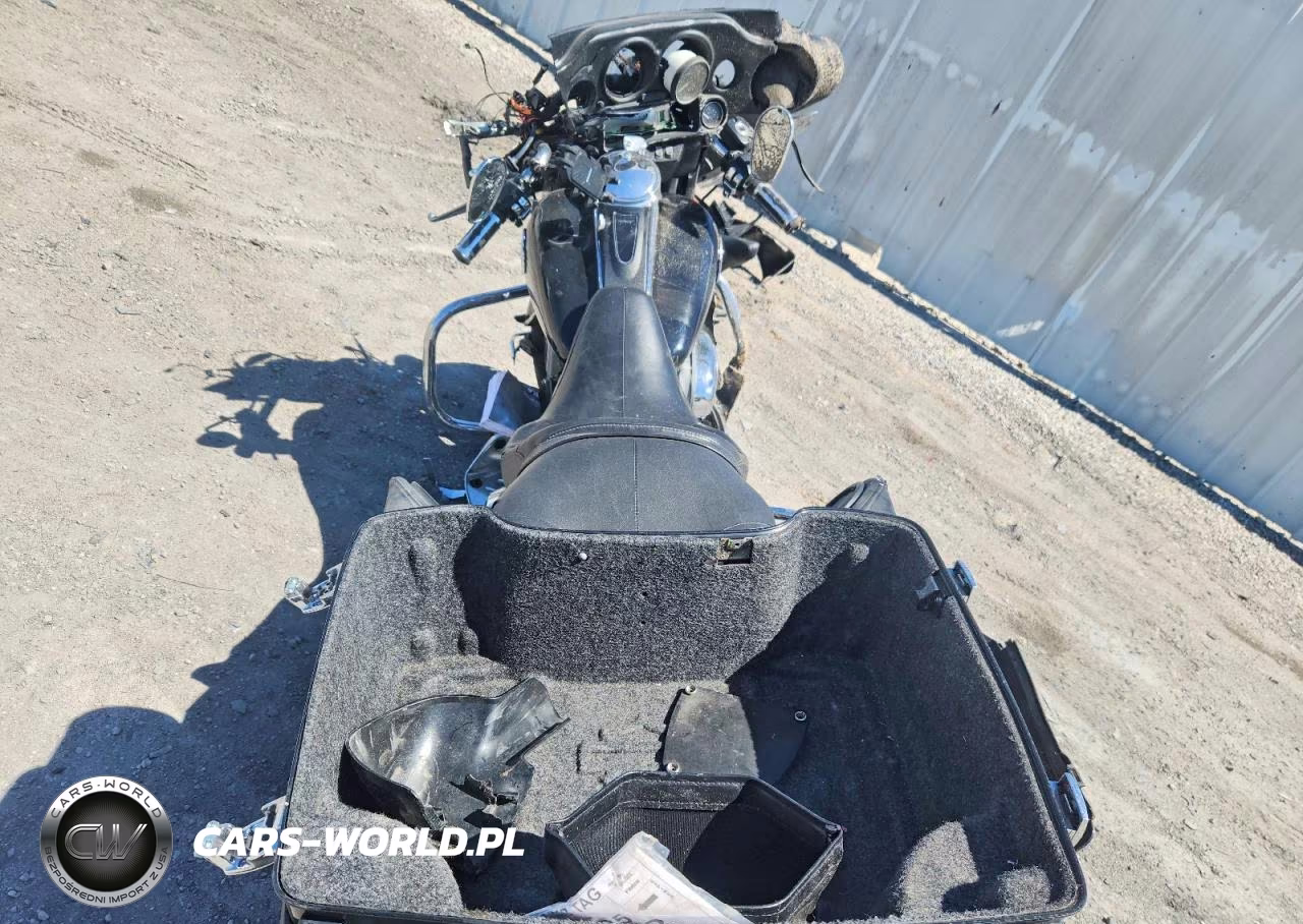 2007 Harley Davidson Flhtcui VIN:1HD1FC4107Y619358 - 6
