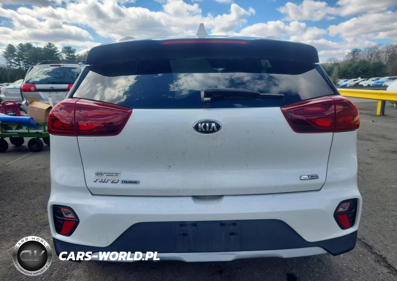 2020 Kia Niro Touring VIN:KNDCC3LC0L5429285 - 6