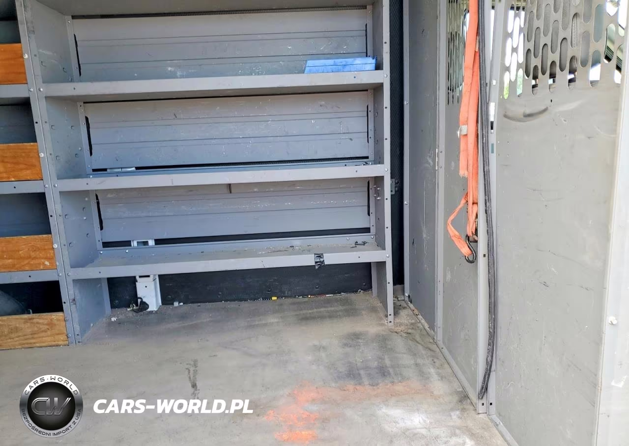 2019 Ford Transit T-250 VIN:1FTYR2CM1KKB88389 - 10