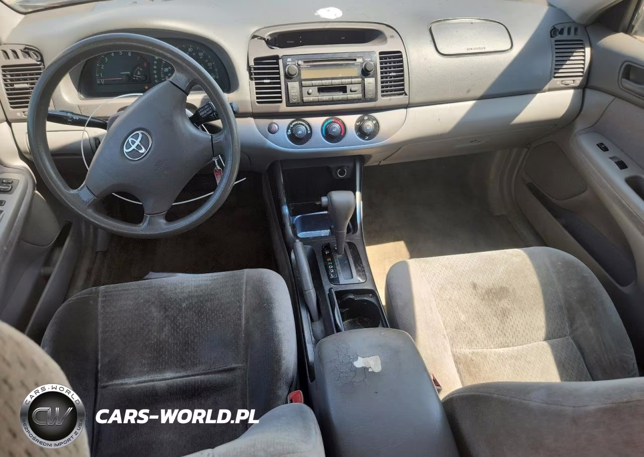 2002 Toyota Camry VIN:JTDBE32K520095197 - 8