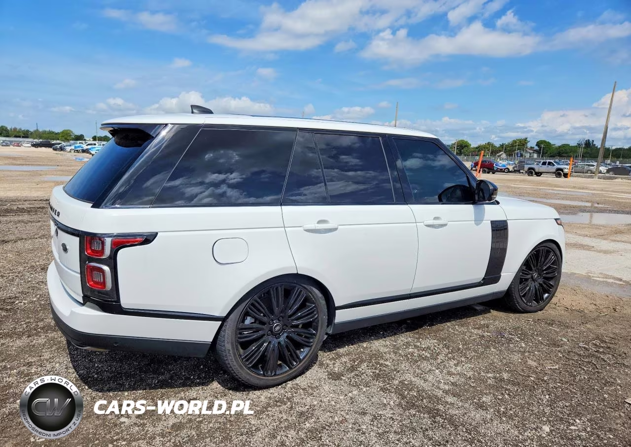 2019 Land Rover Range Rover Supercharged VIN:SALGS2RE9KA554047 - 3