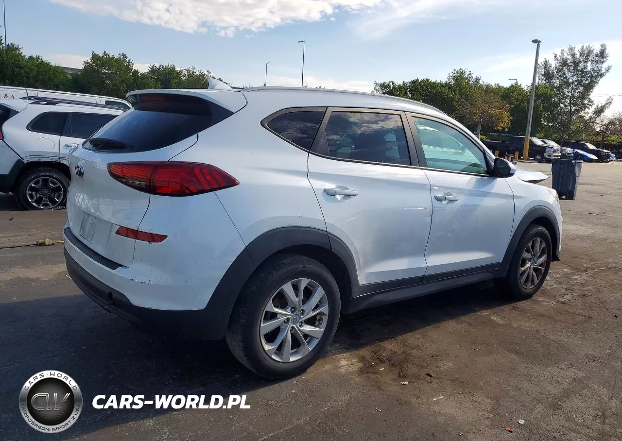 2021 Hyundai Tucson Value VIN:KM8J33A46MU320609 - 3