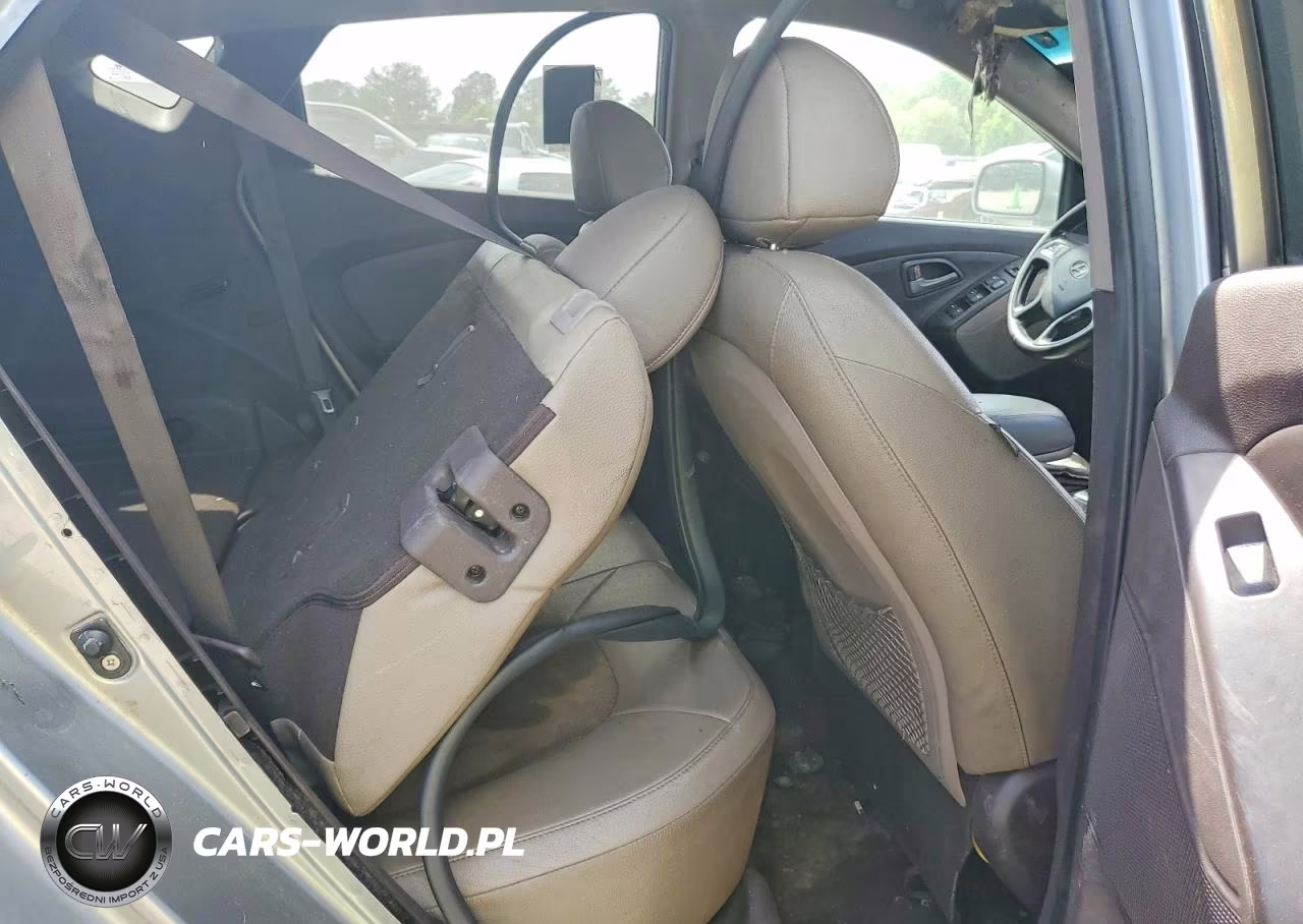 2015 Hyundai Tucson Se VIN:KM8JU3AG9FU088341 - 11