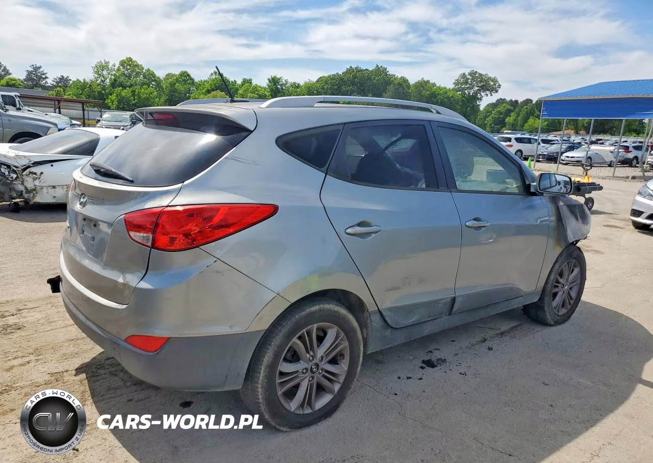 2015 Hyundai Tucson Se VIN:KM8JU3AG9FU088341 - 3