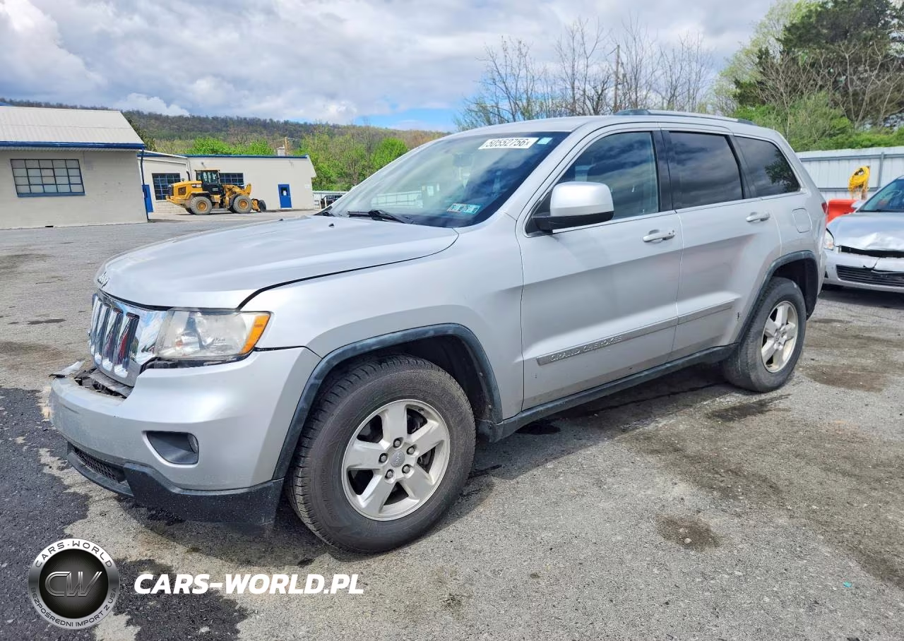 2011 Jeep Grand Cherokee Laredo – zdjęcie 1 z 13