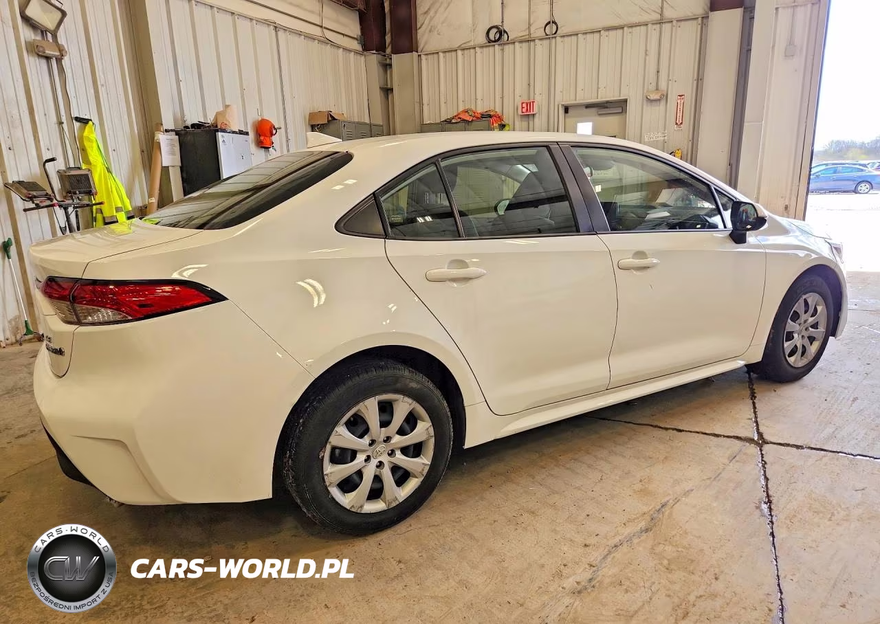 2024 Toyota Corolla Hybrid Le VIN:JTDBCMFEXR3044092 - 3
