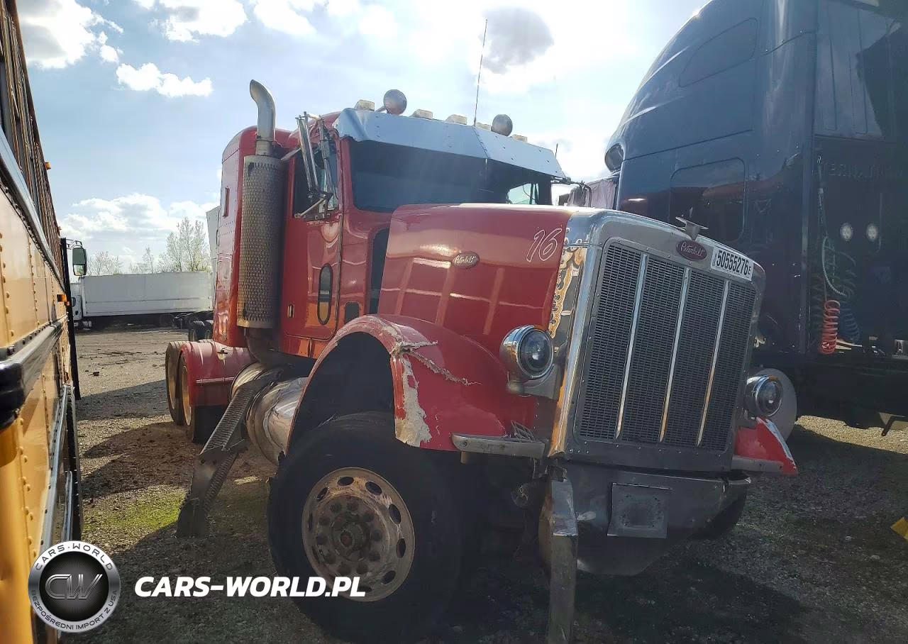 2000 Peterbilt 378 Semi Truck