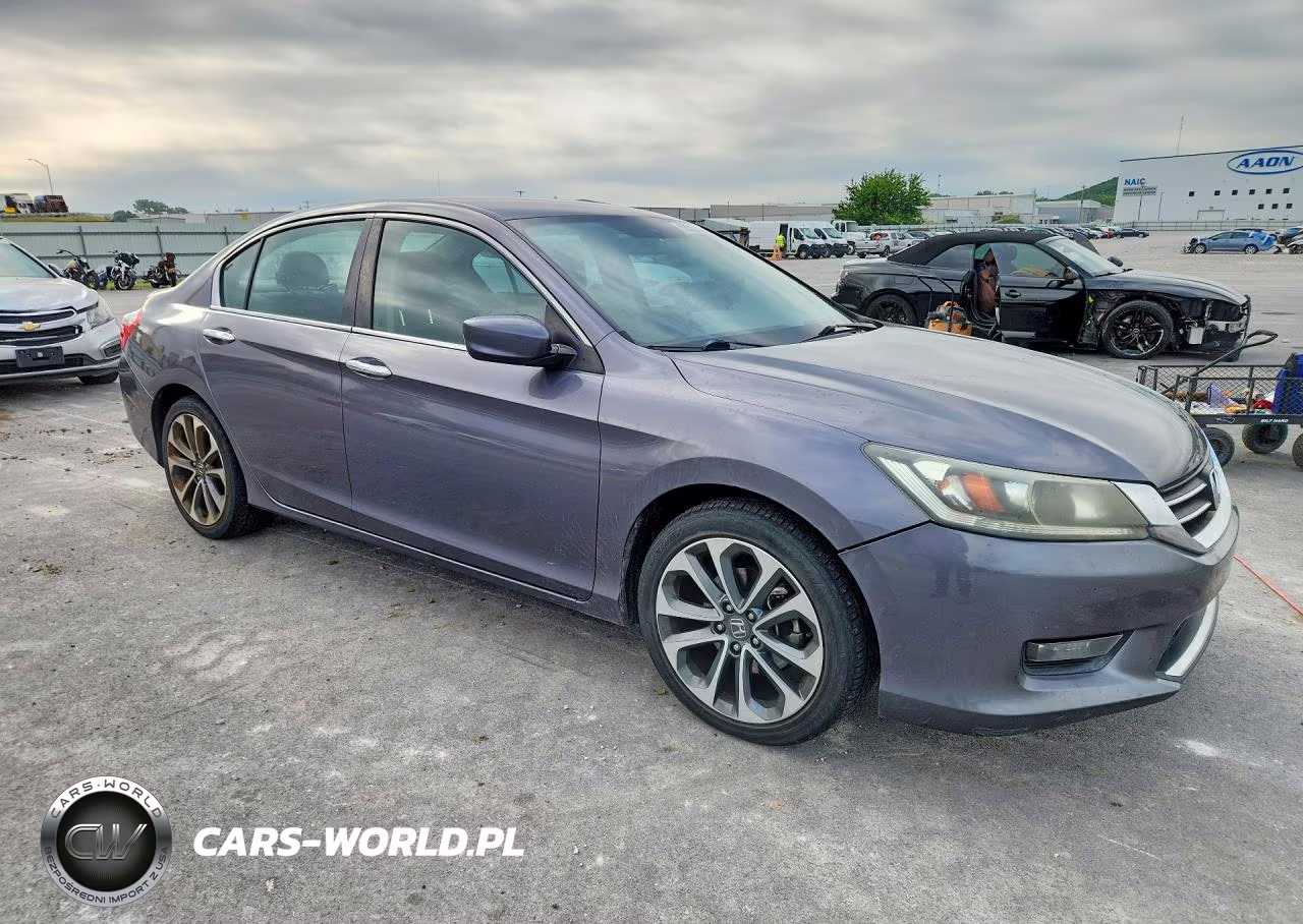 2015 Honda Accord Sport VIN:1HGCR2F52FA059976 - 4