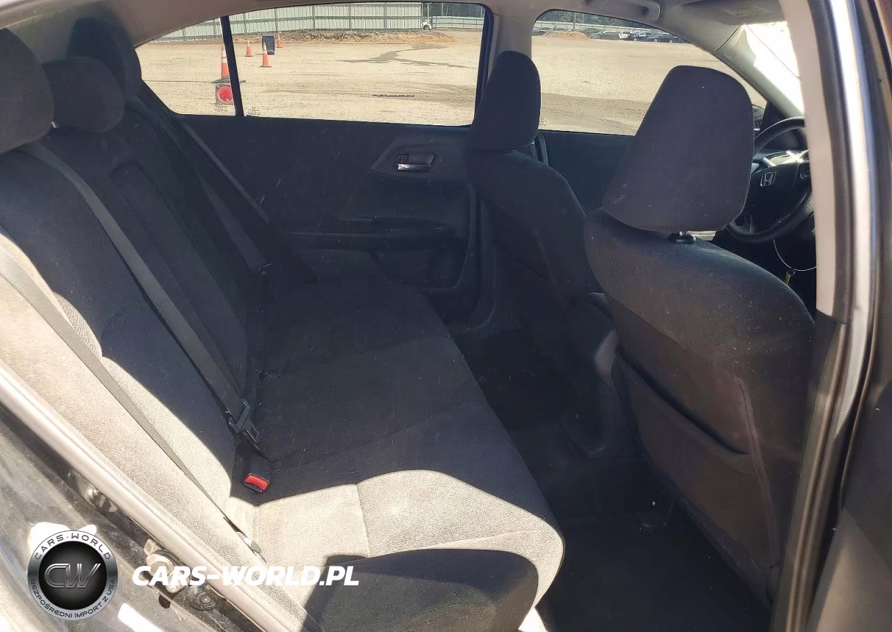 2013 Honda Accord Lx VIN:1HGCR2F3XDA284318 - 10