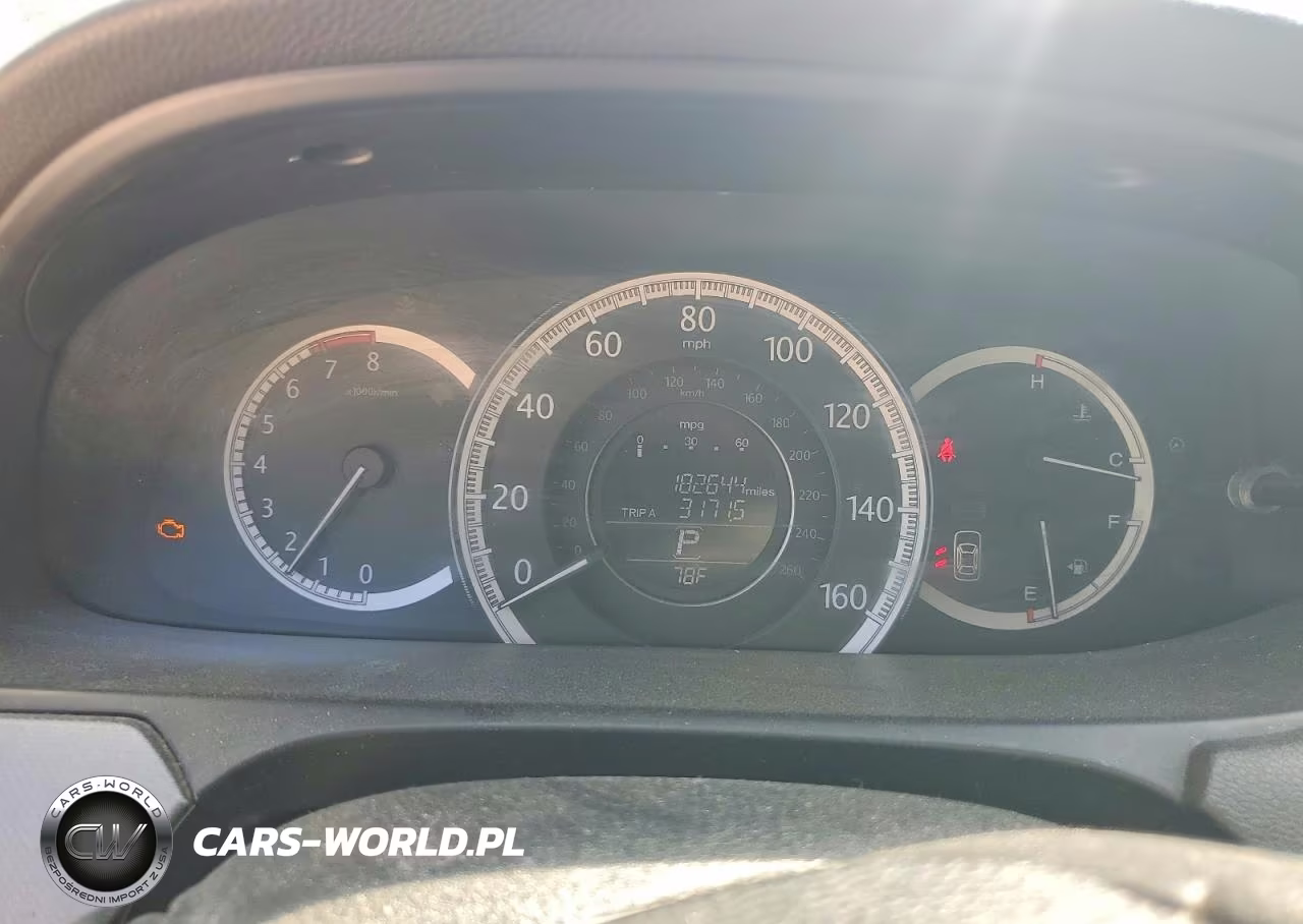 2013 Honda Accord Lx VIN:1HGCR2F3XDA284318 - 9