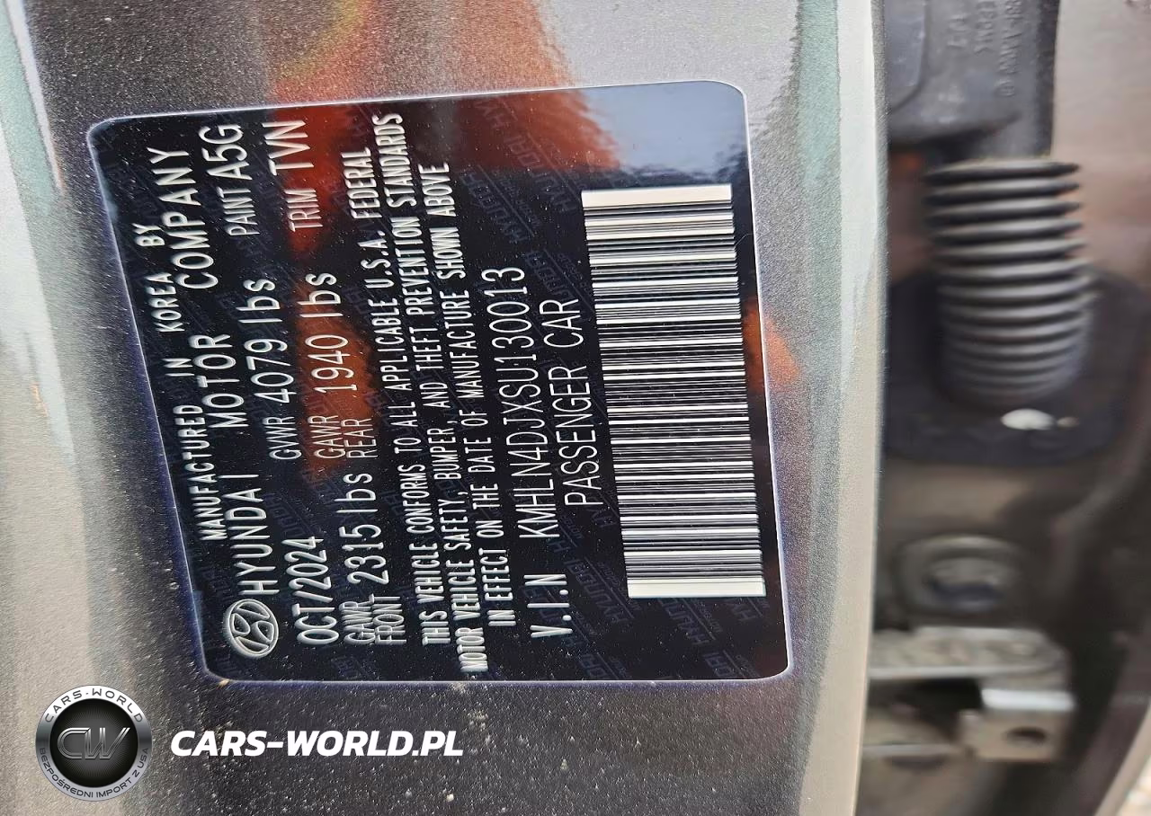 2025 Hyundai Elantra Limited VIN:KMHLN4DJXSU130013 - 13