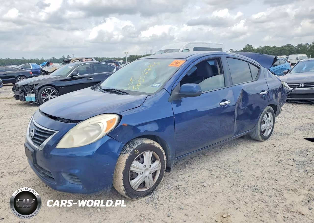 2013 Nissan Versa 1.6 S