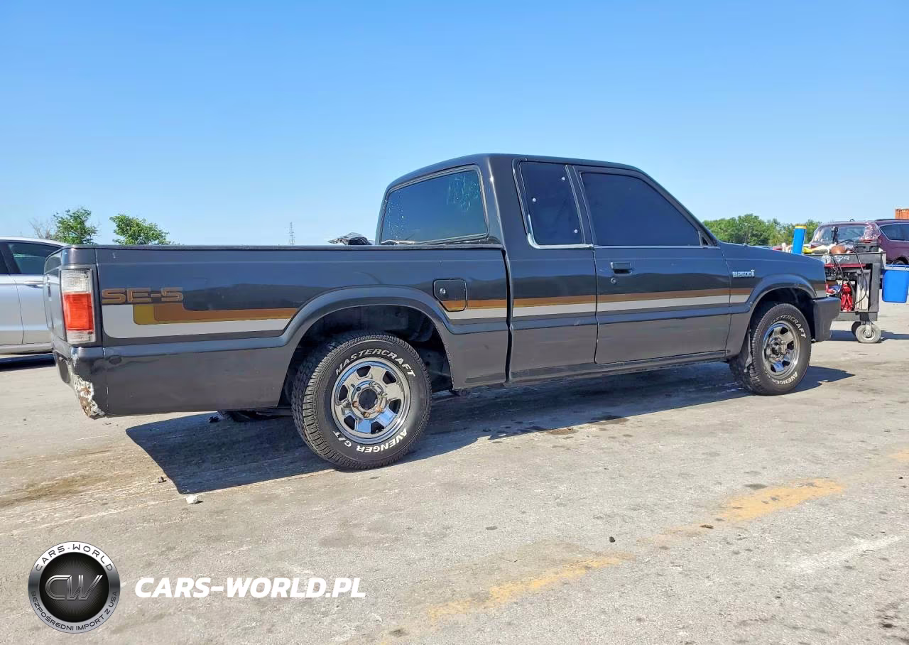 1991 Mazda B2600 Cab Plus VIN:JM2UF3140M0158939 - 3