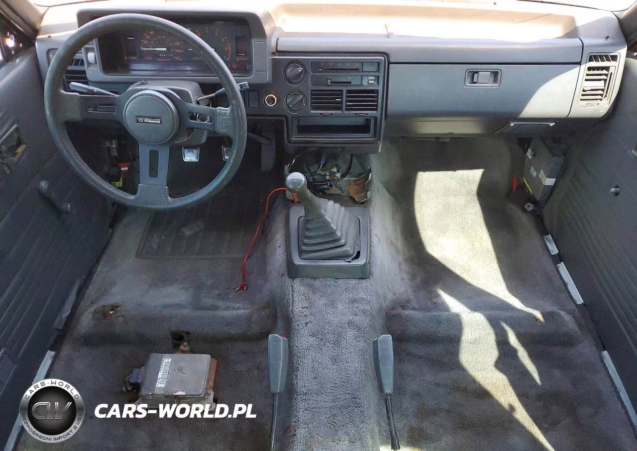 1991 Mazda B2600 Cab Plus VIN:JM2UF3140M0158939 - 8