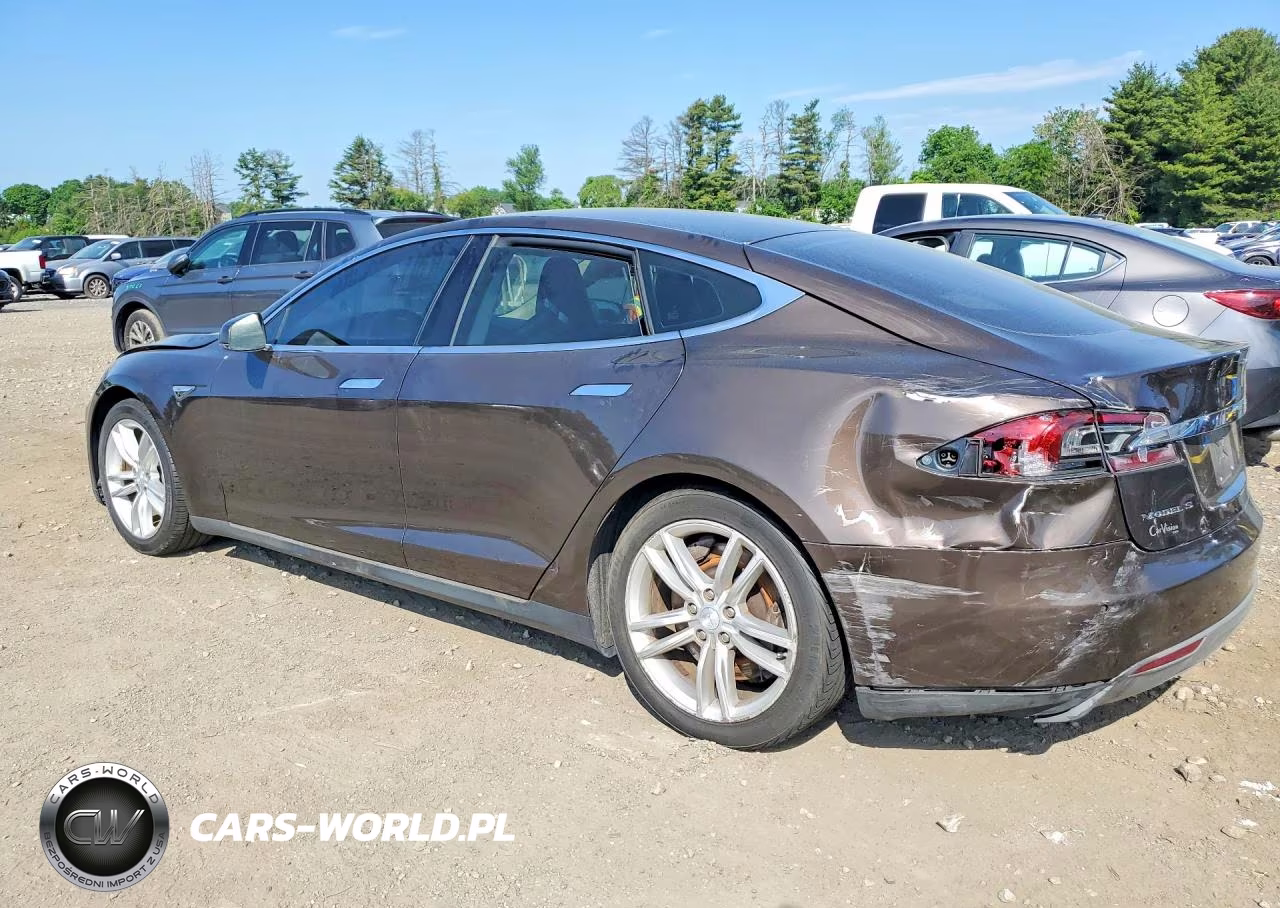 2014 Tesla Model S VIN:5YJSA1S12EFP52440 - 2