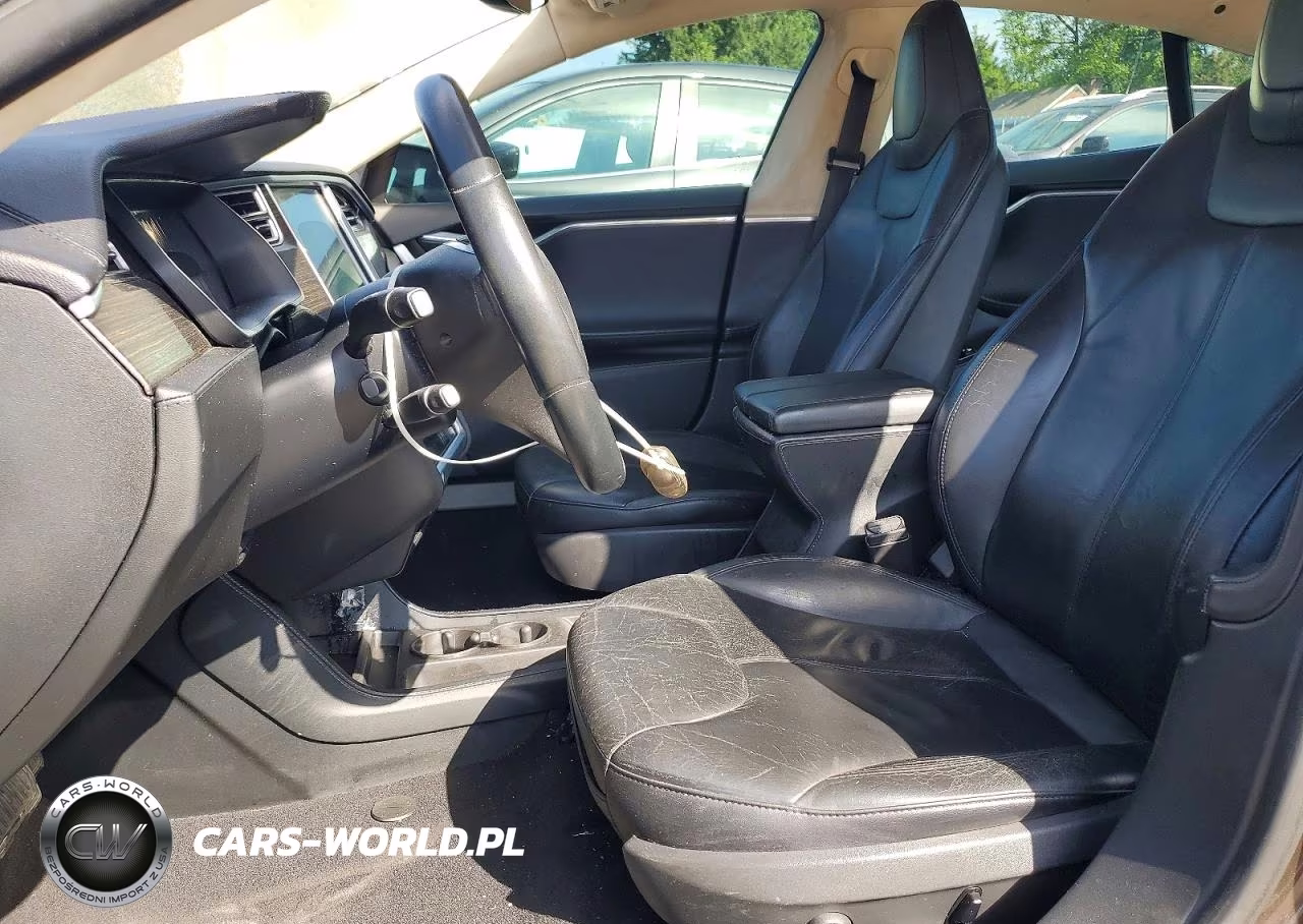 2014 Tesla Model S VIN:5YJSA1S12EFP52440 - 7
