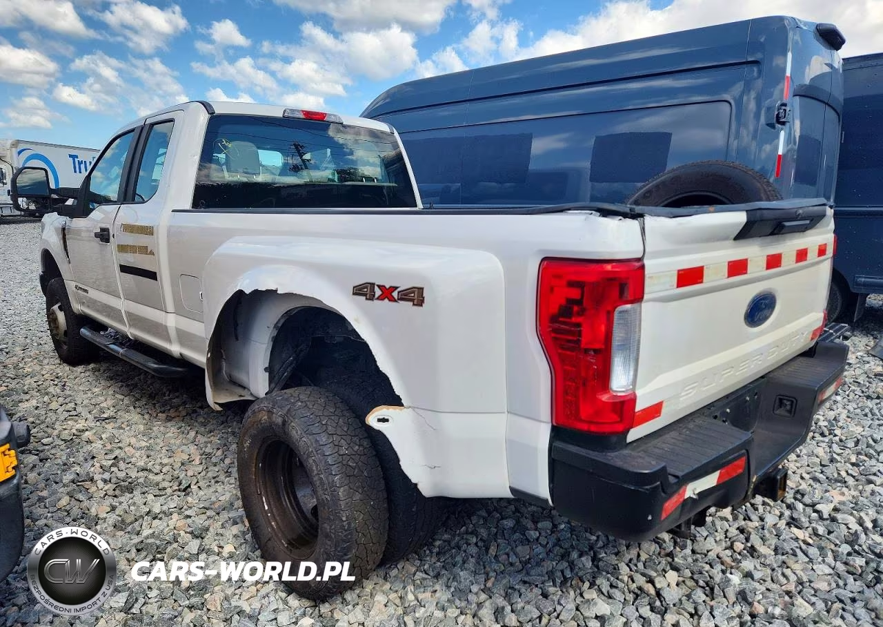 2019 Ford F350 Super Duty VIN:1FT8X3DT0KEC36108 - 3