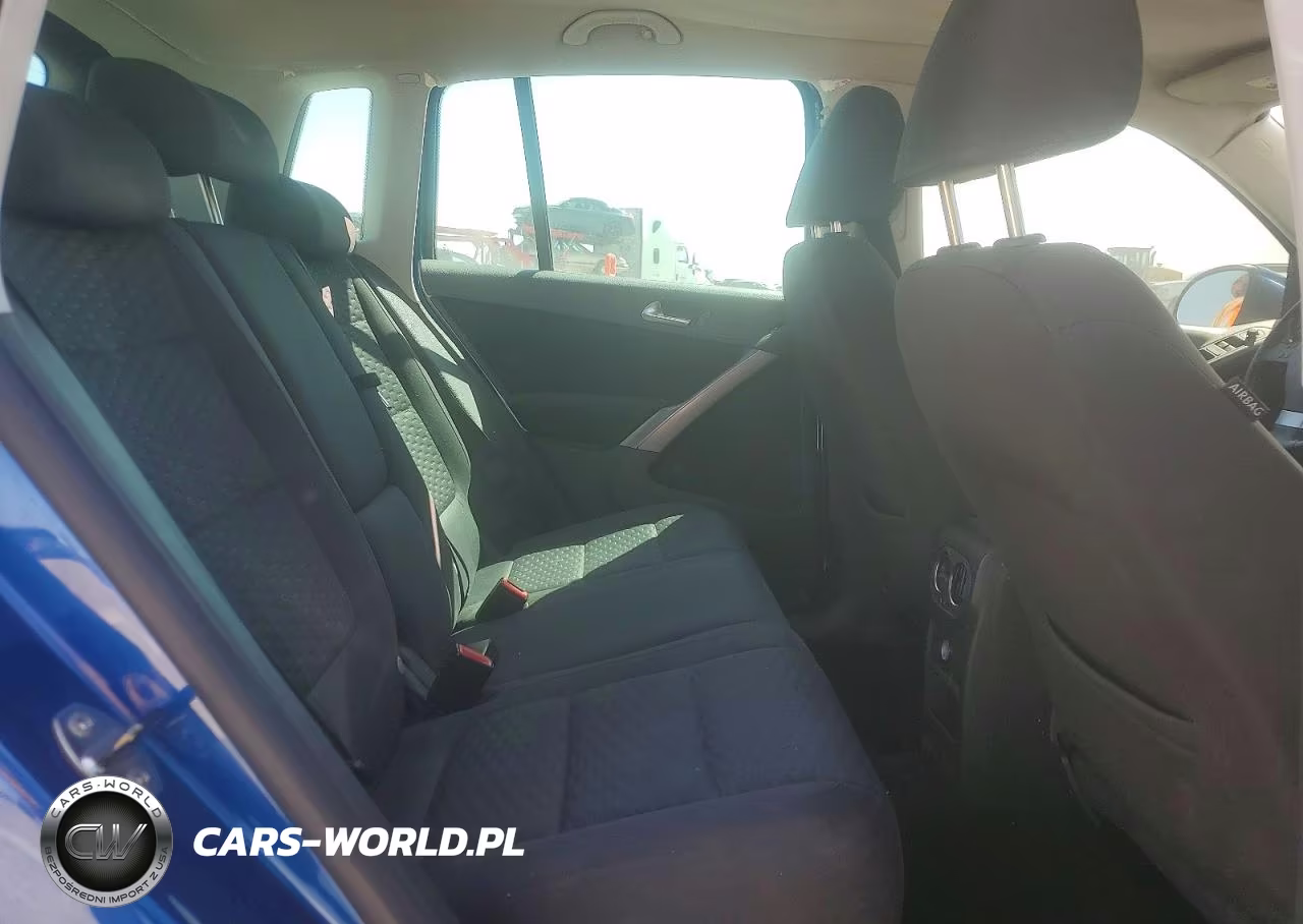 2010 Volkswagen Tiguan Se VIN:WVGBV7AX6AW000979 - 11
