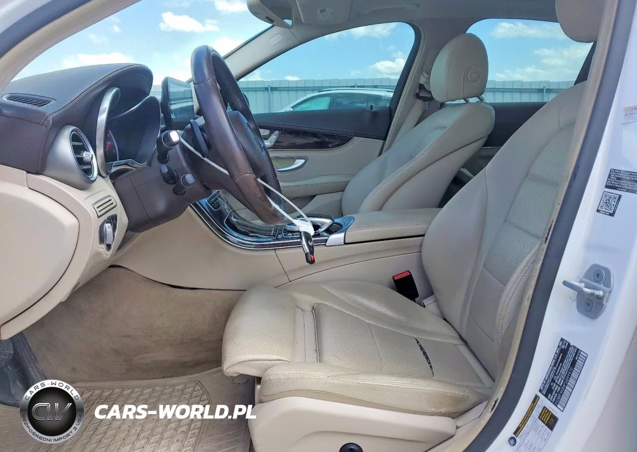 2015 Mercedes-Benz C 300 4Matic VIN:55SWF4KB4FU049970 - 7