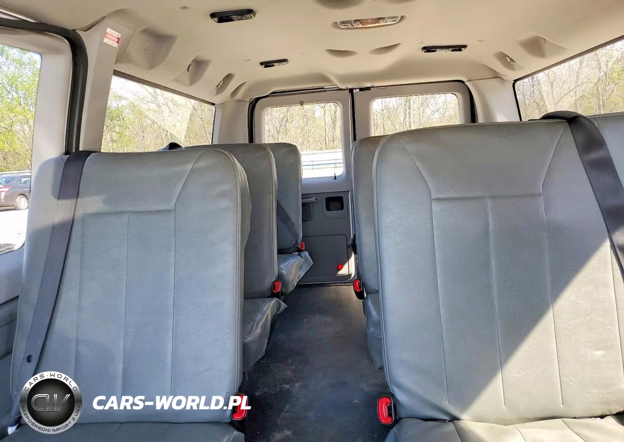 2013 Ford Econoline E150 Wagon VIN:1FDNE1BW8DDA97330 - 10