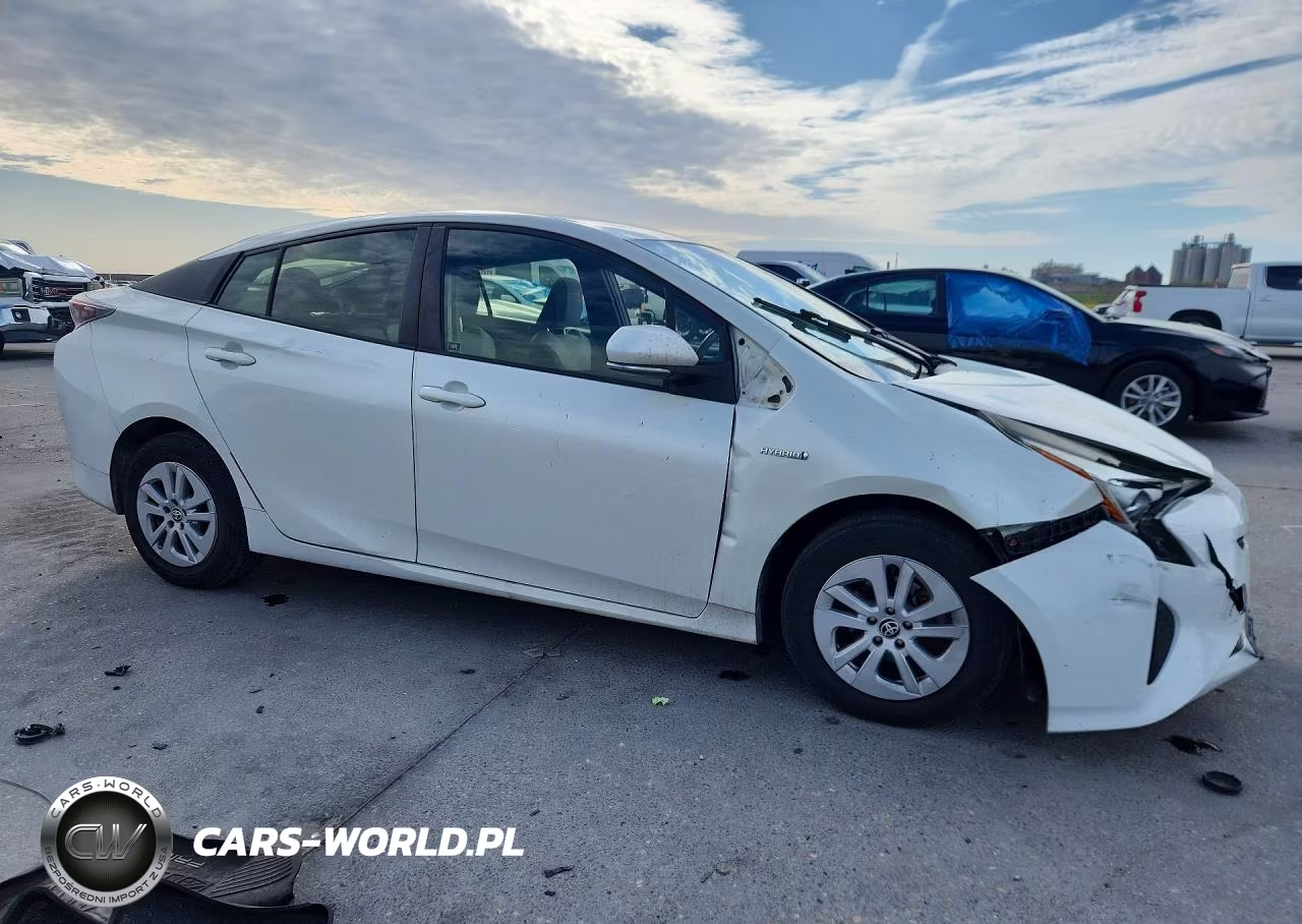 2016 Toyota Prius Two VIN:JTDKBRFUXG3005796 - 4