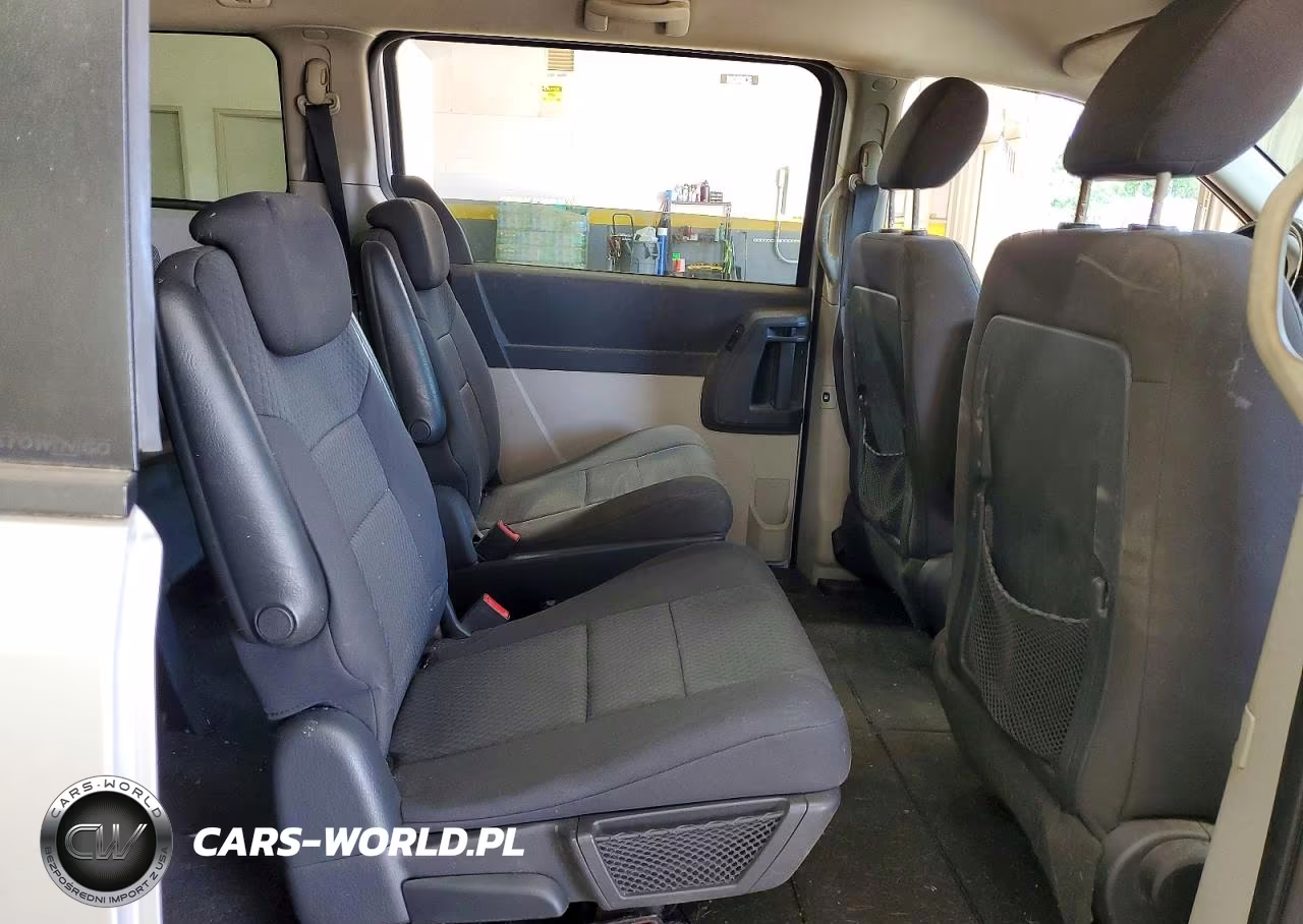 2010 Dodge Grand Caravan Sxt VIN:2D4RN5D16AR180099 - 11