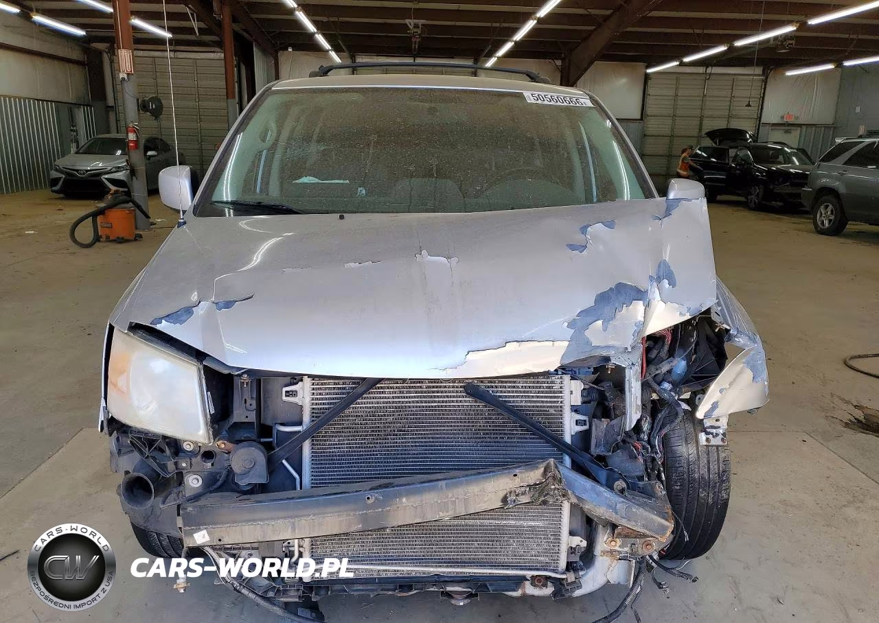 2010 Dodge Grand Caravan Sxt VIN:2D4RN5D16AR180099 - 5