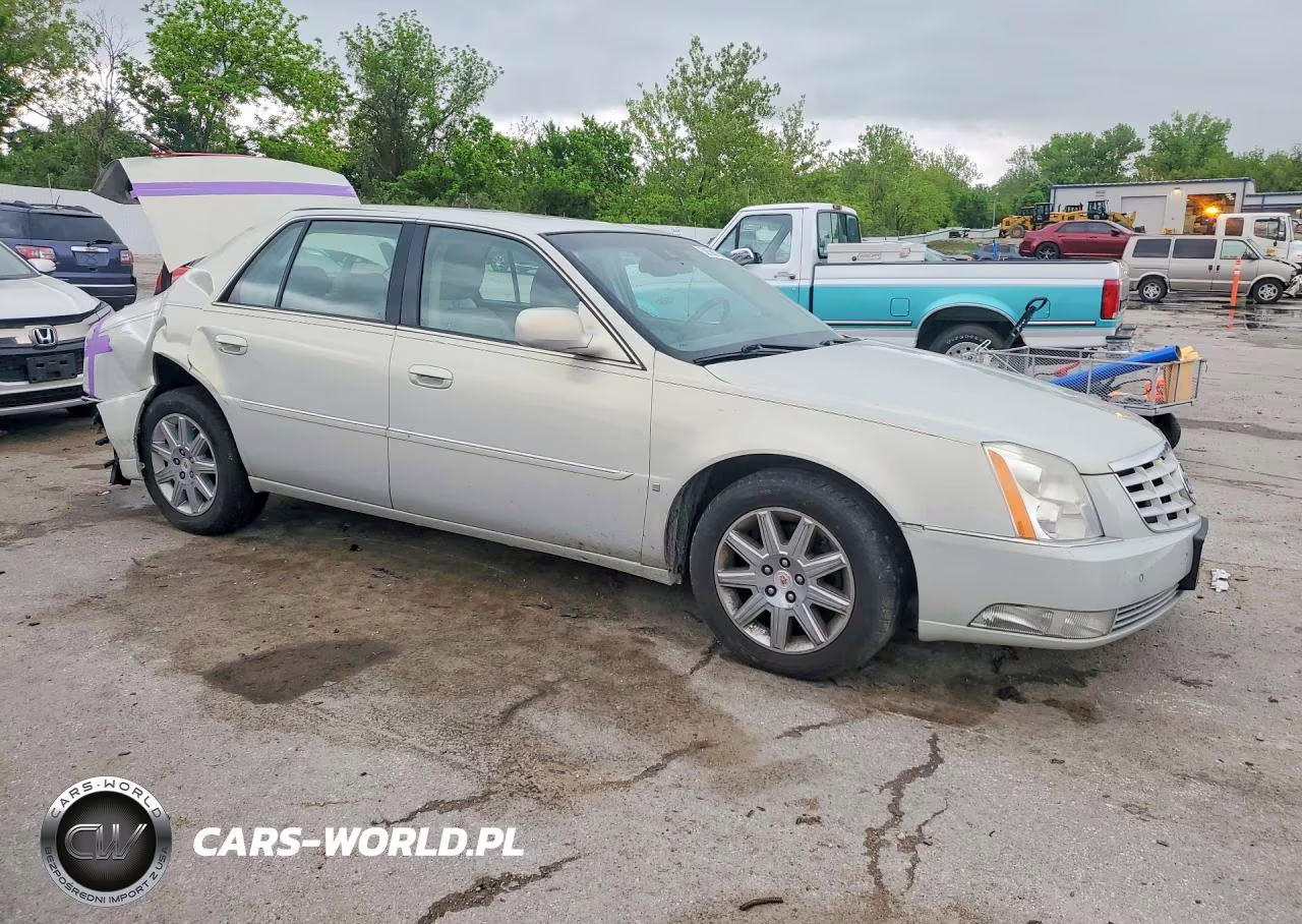 2010 Cadillac Dts Premium Collection VIN:1G6KH5EY9AU105470 - 4