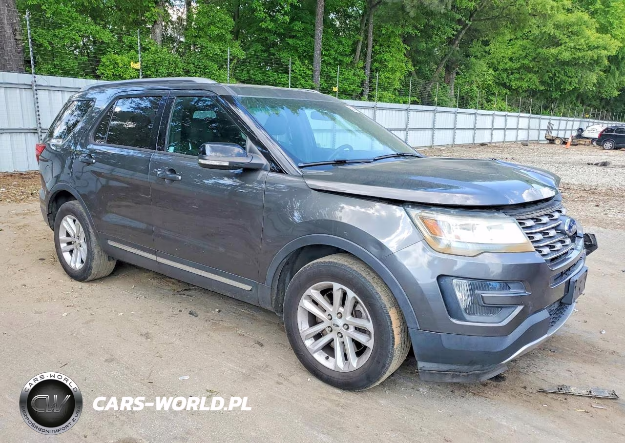 2016 Ford Explorer Xlt VIN:1FM5K7D87GGA42641 - 4