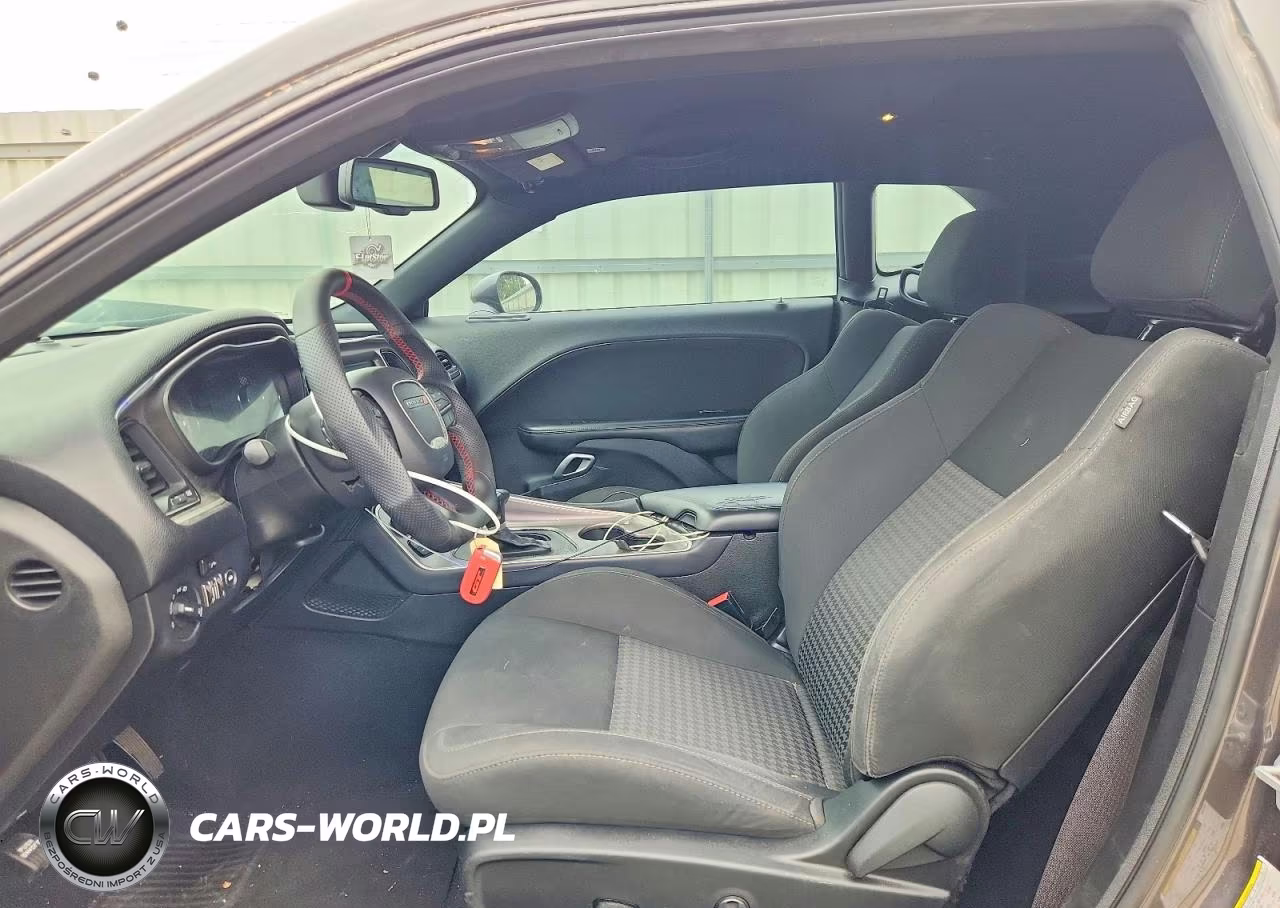 2019 Dodge Challenger Gt VIN:2C3CDZJG8KH621085 - 7