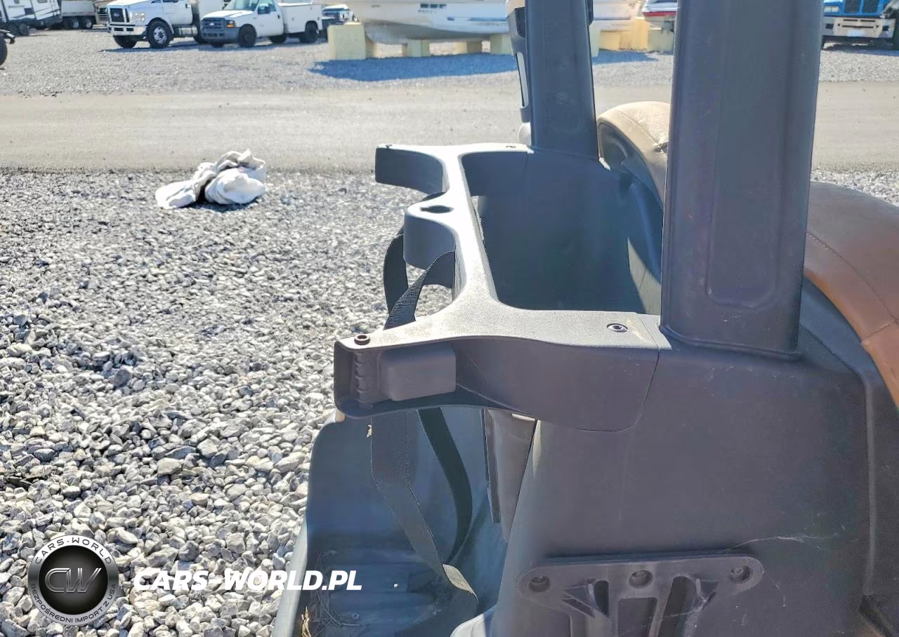 2020 Club Car Tempo Lithium VIN:AN2038109368 - 6