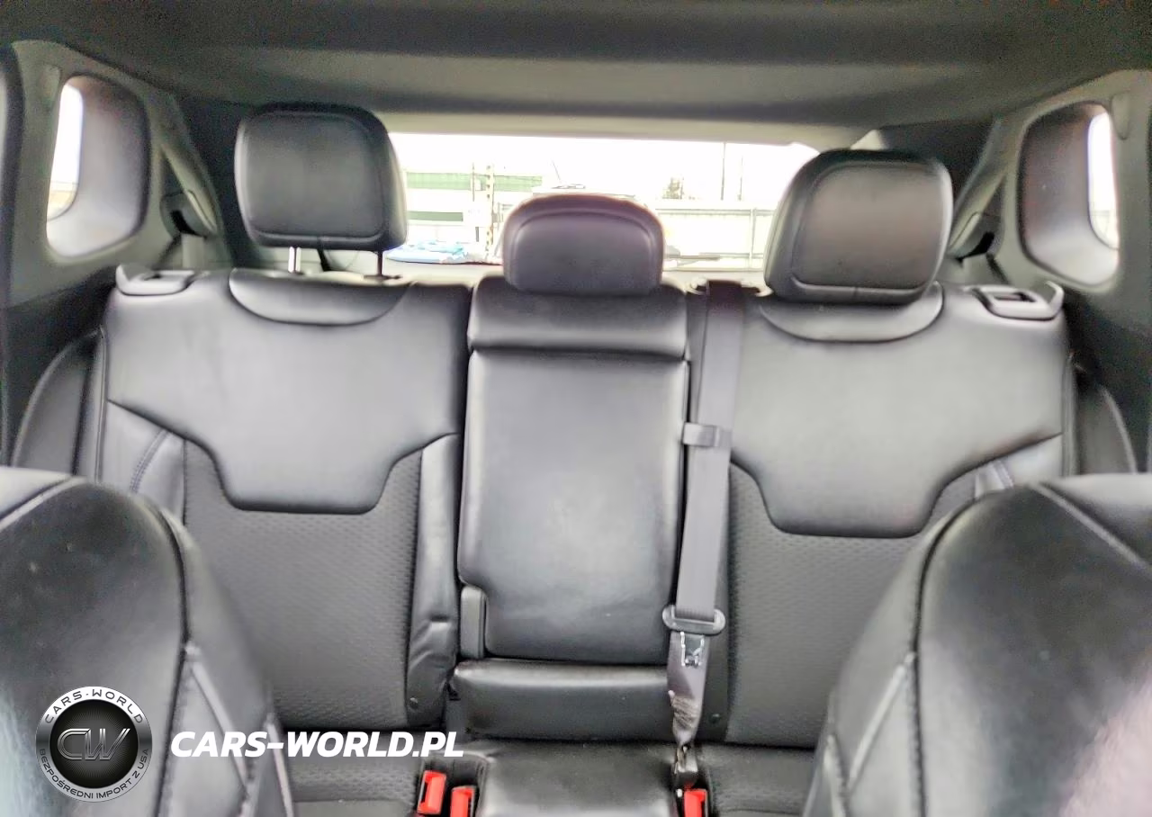 2023 Jeep Compass Latitude VIN:3C4NJDBN1PT508008 - 10