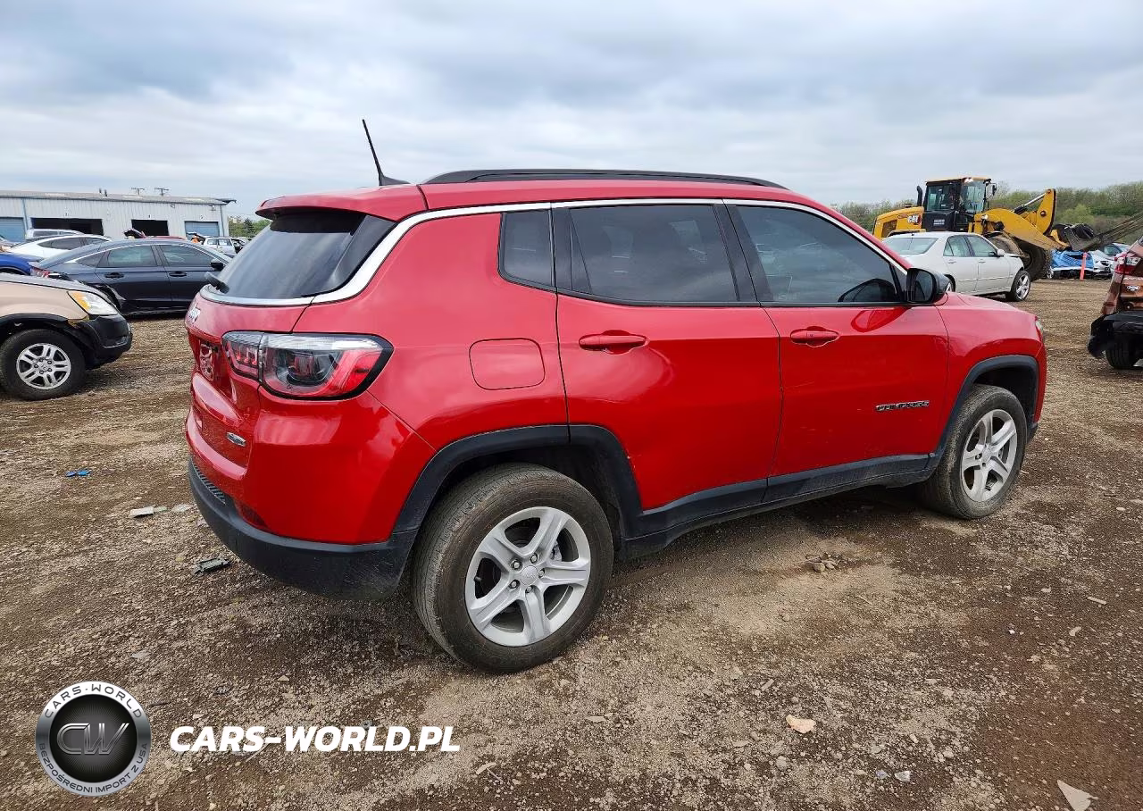 2023 Jeep Compass Latitude VIN:3C4NJDBN1PT508008 - 3