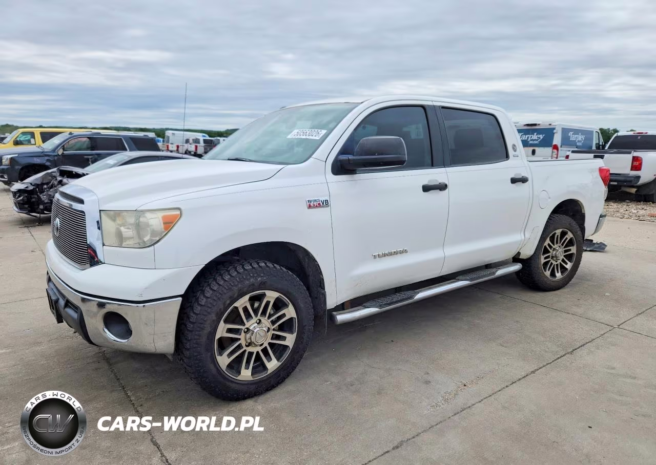 2013 Toyota Tundra Crewmax Sr5