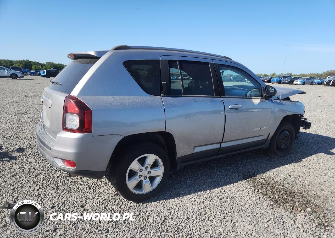 2015 Jeep Compass Sport VIN:1C4NJCBA4FD262387 - 3
