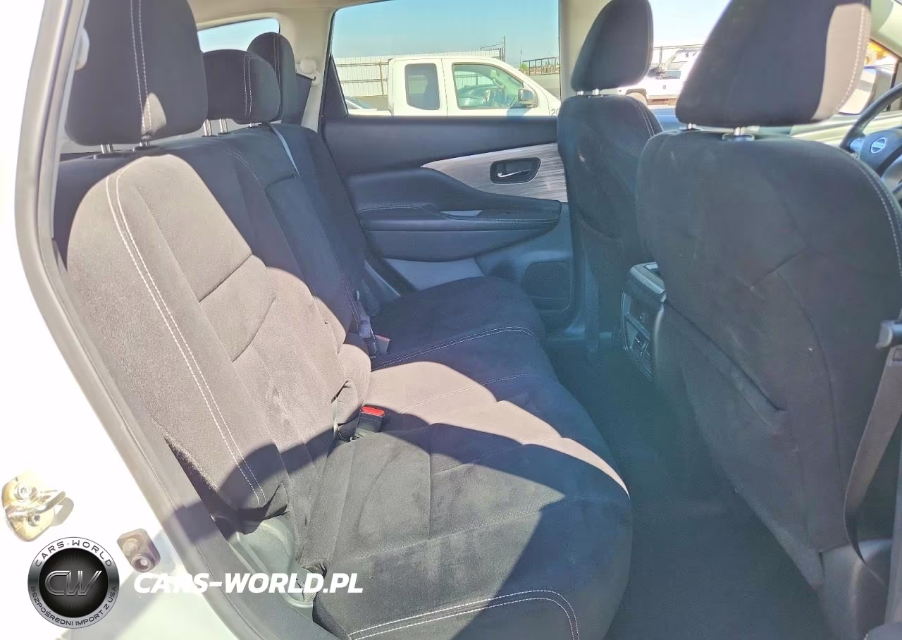 2018 Nissan Murano S VIN:5N1AZ2MG3JN201372 - 11
