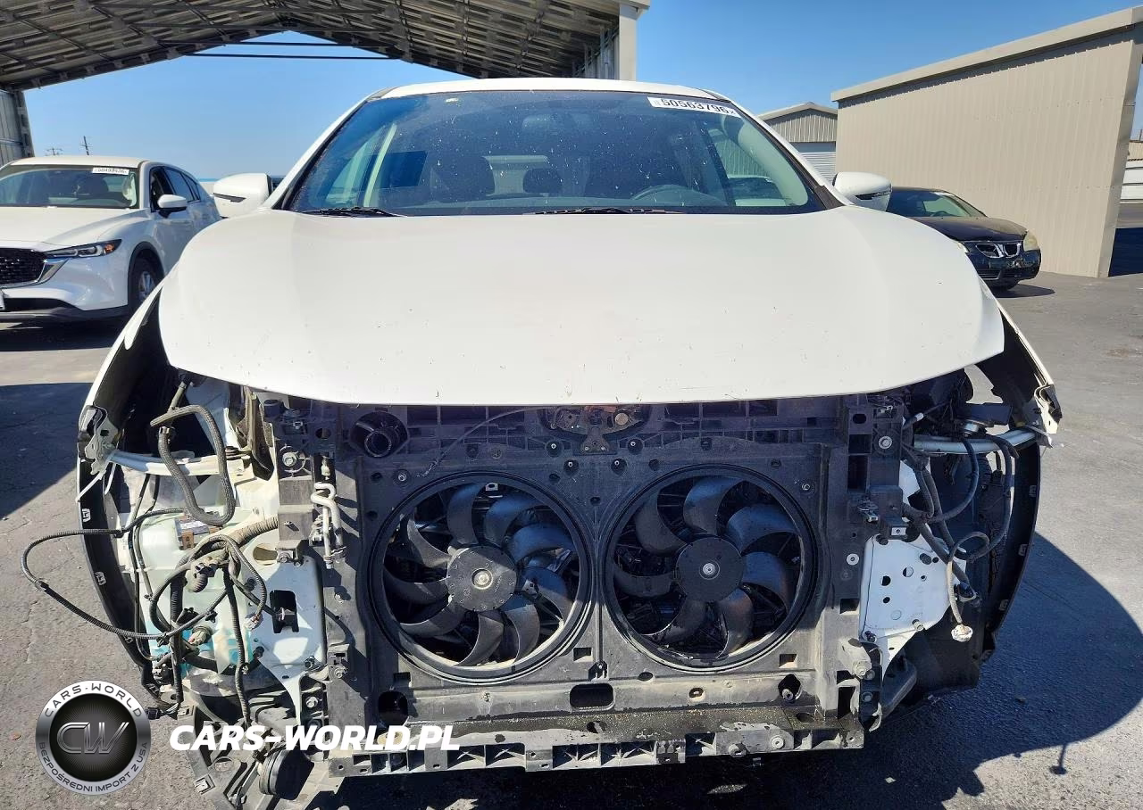 2018 Nissan Murano S VIN:5N1AZ2MG3JN201372 - 5