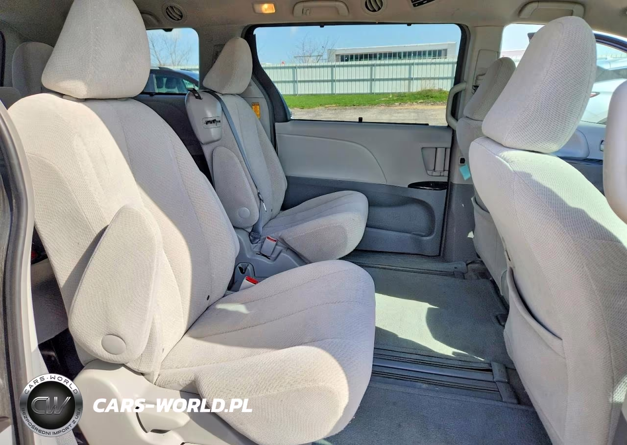 2013 Toyota Sienna Le VIN:5TDKK3DCXDS398703 - 11
