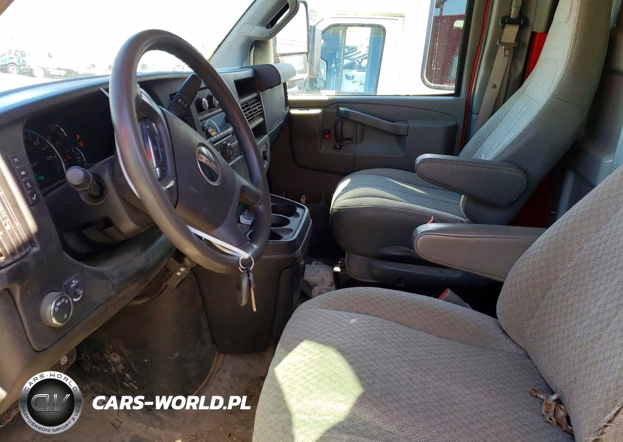 2017 GMC Savana Cutaway G3500 VIN:1GD07RFG7H1131741 - 7