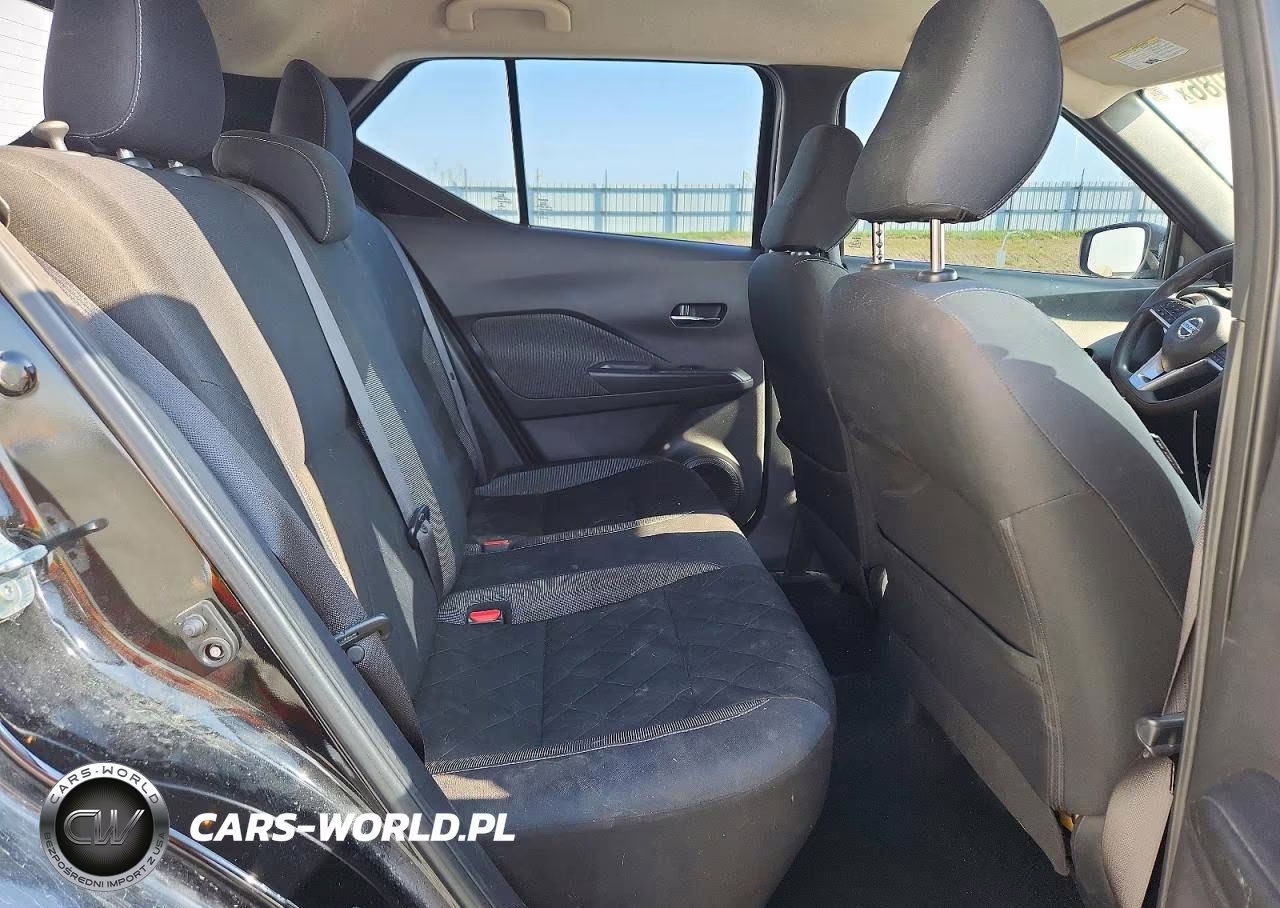 2019 Nissan Kicks Sv VIN:3N1CP5CU1KL551602 - 10