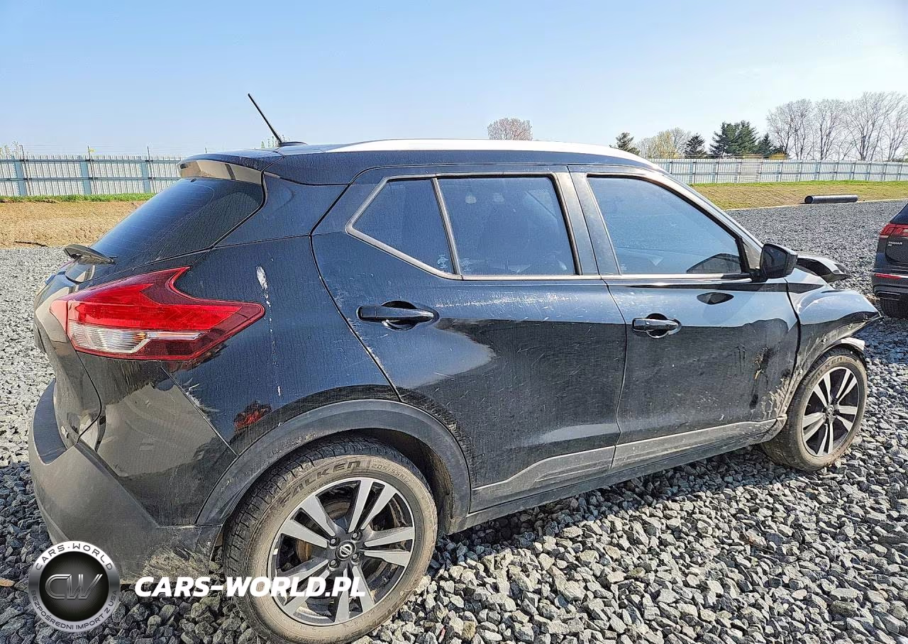 2019 Nissan Kicks Sv VIN:3N1CP5CU1KL551602 - 3