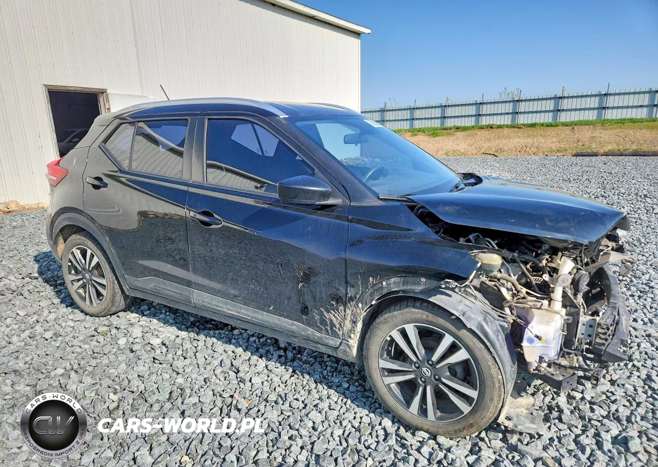 2019 Nissan Kicks Sv VIN:3N1CP5CU1KL551602 - 4